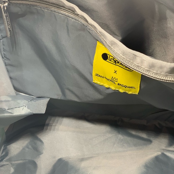 Rare LeSportsac x Basquiat Soft Collapsible Liberty Tote Like New - Picture 7 of 14